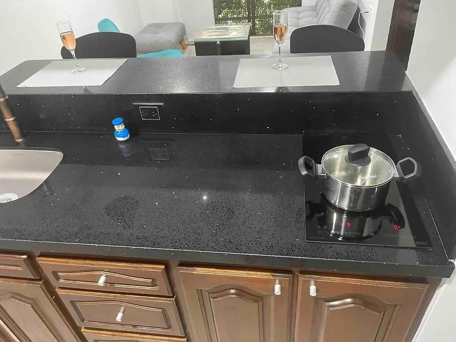 Apartamento Loft-Ubicacion Estadio-Floresta-Laurel Медельин 0*,